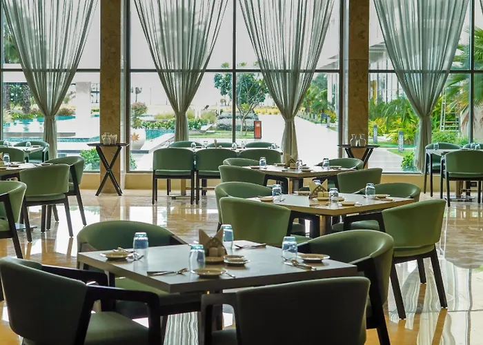 Golden Sands - By The Bay Resorts
